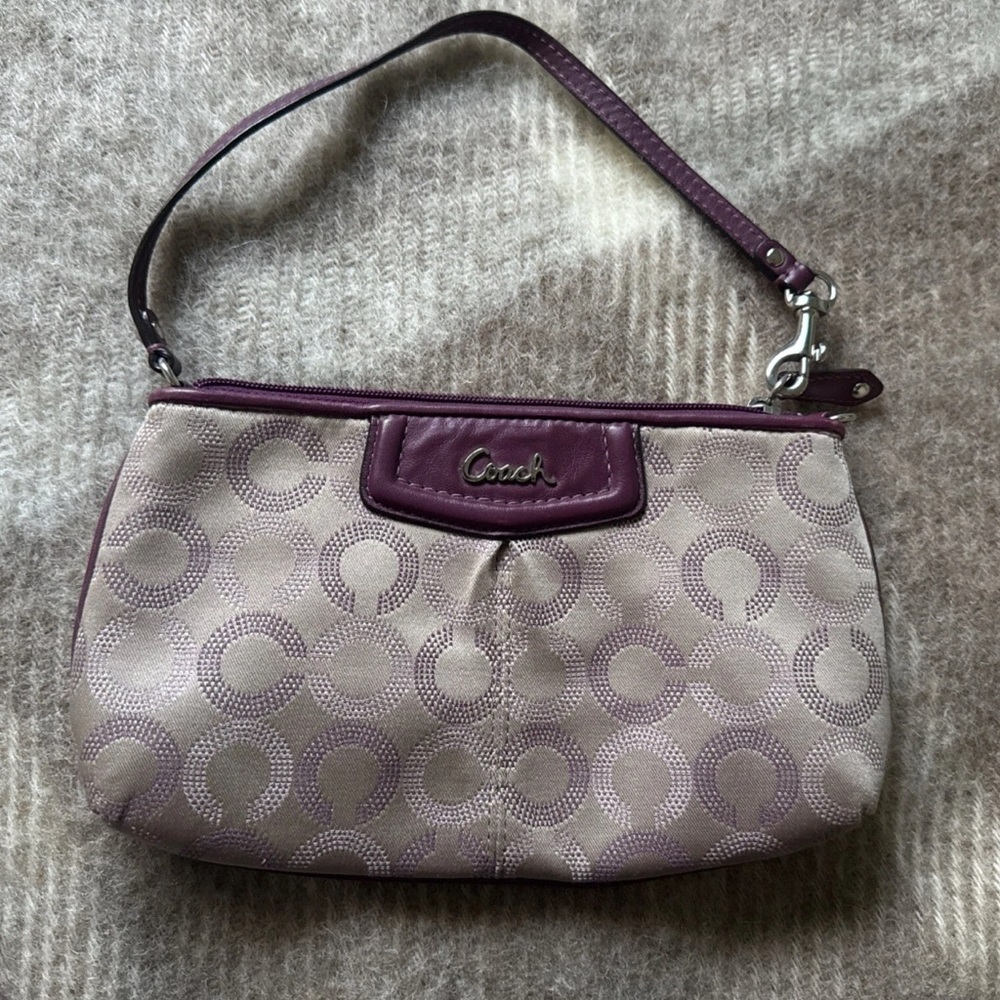 Coach Ashley Dot Op Art Natural Plum Wristlet